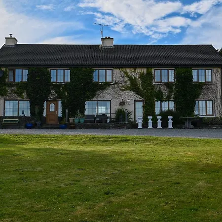 The Olde Forge 住宿加早餐酒店 卡赫达尼